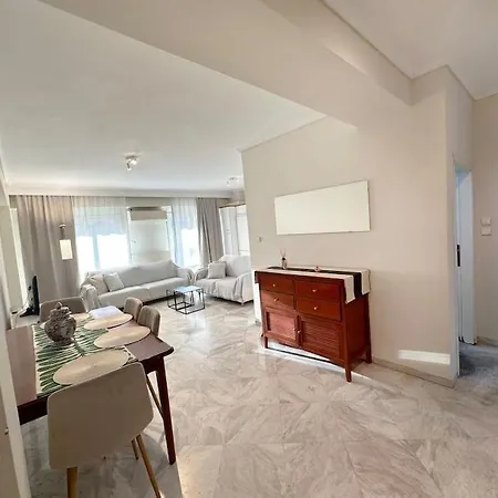 2-bedroom Apt Center, With Parking 塞萨洛尼基